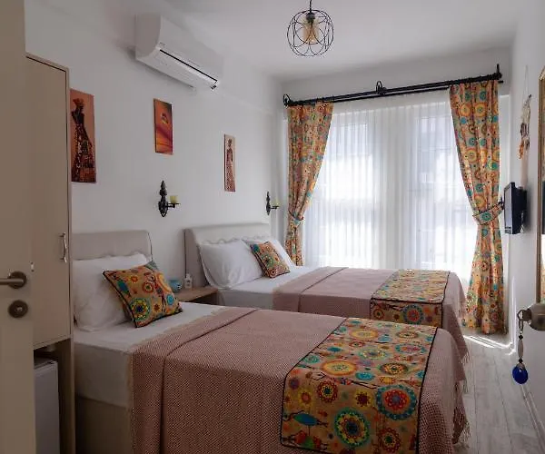 E2 Deniz * בוזקאדה