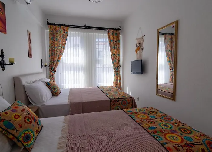 E2 Deniz בוזקאדה